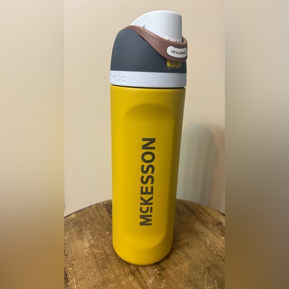 McKesson Yellow Owala 24 oz Water Bottle. New! - Picture 2 of 5